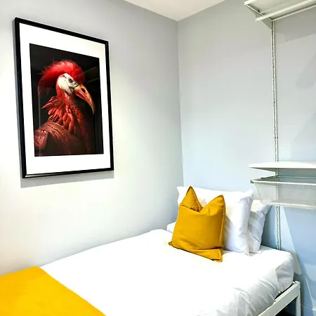 Incredible Large 3 Bedroom Apartment - Sleeps 8! Bournemouth Exterior foto